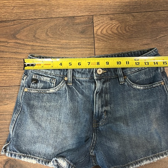 Kancan shorts size medium light wash - Picture 2 of 7